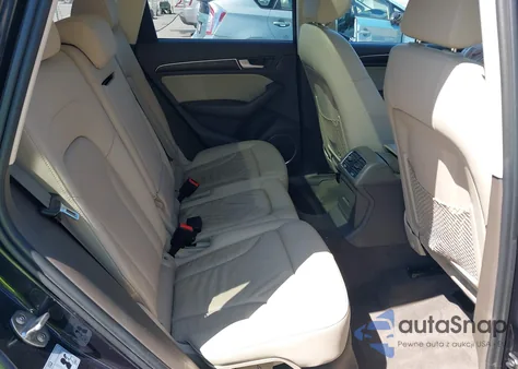 2016 Audi Q5 Premium Plus z USA, uszkodzony, nr VIN WA1L2AFP0GA129288